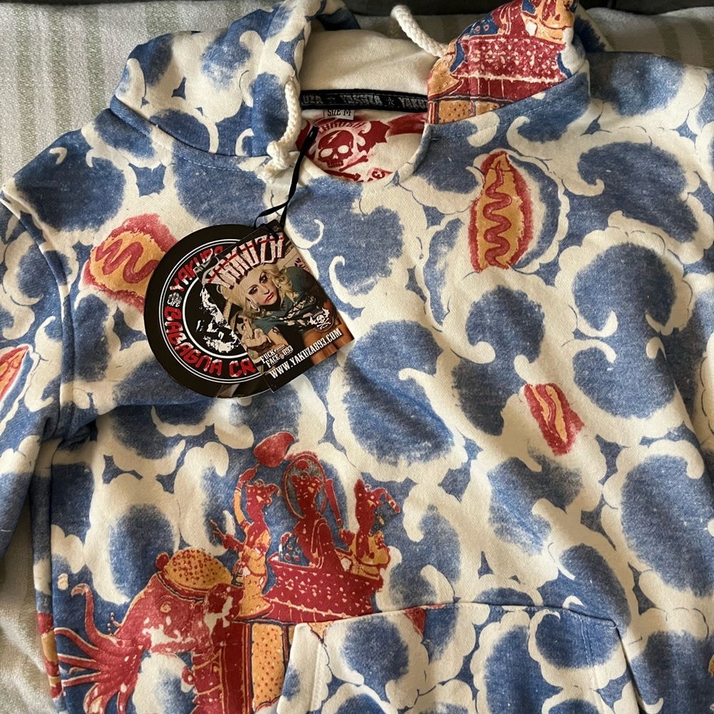 Patterned hoodie